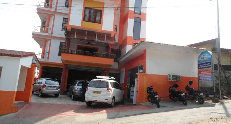 undefined Hotel De Marina 4