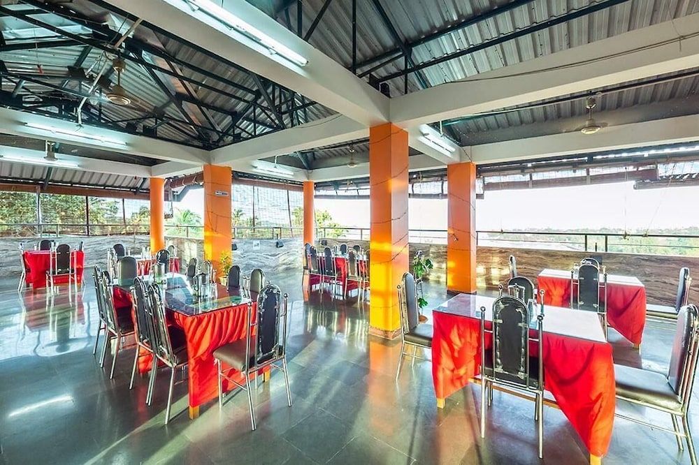 undefined Hotel De Marina 9