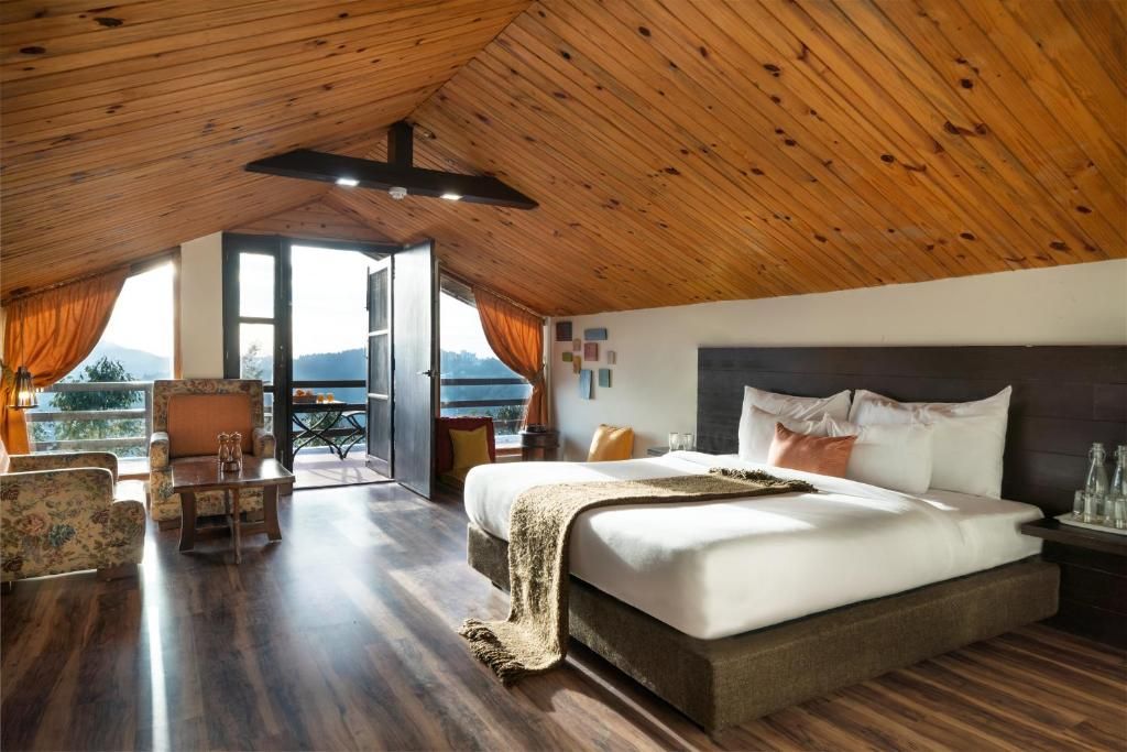 Deluxe Room (Super) (No Window,Area:15)