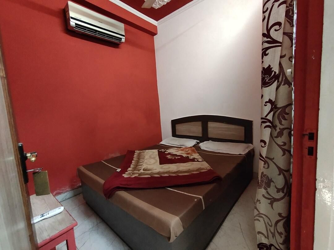 Hotel Diamond Double Bed Room 3