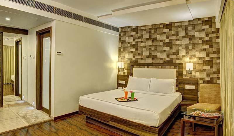 Super Deluxe AC (Unmarried Couples Not Allowed)