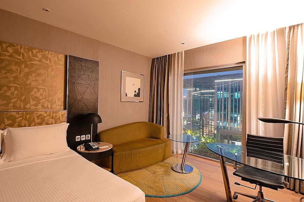 Standard Room, 1 King Bed, Accessible, Non Smoking