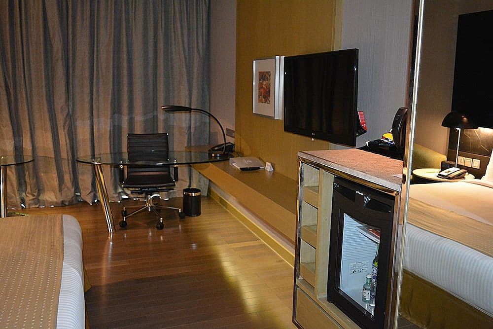 Holiday Inn New Delhi International Airport, an IHG Hotel Standard Room, 1 King Bed, Non Smoking 19