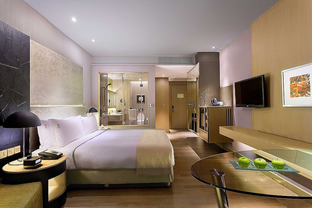 Holiday Inn New Delhi International Airport, an IHG Hotel Standard Room, 1 King Bed, Non Smoking 2