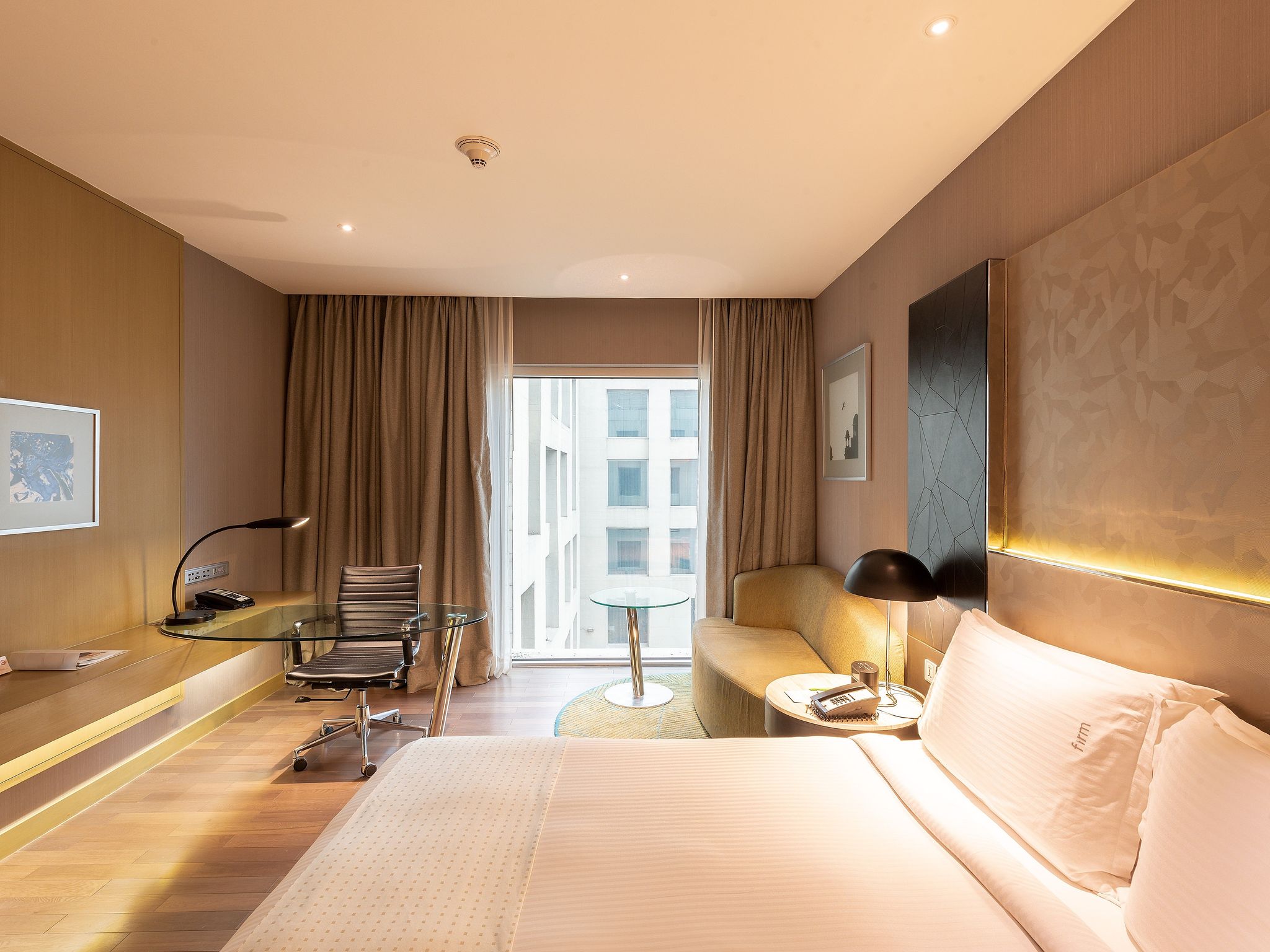 Standard Room, 1 King Bed, Non Smoking