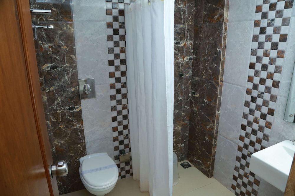 Hotel Vishnu Inn Standard Room 11