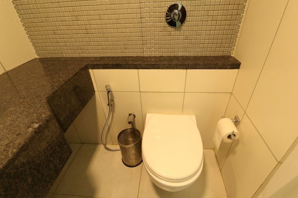 VITS Shalimar Ankleshwar Superior Room 7