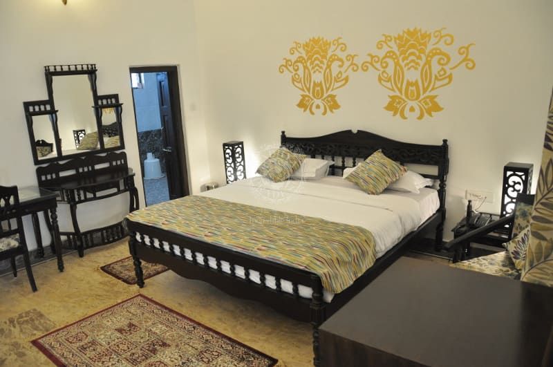 MPT Karnikar Bungalow AC Room 15