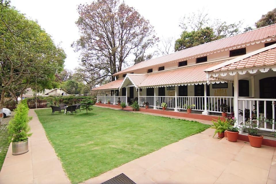 MPT Karnikar Bungalow AC Room 14