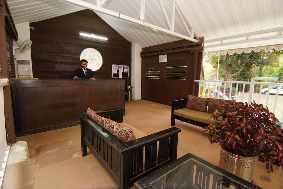 MPT Karnikar Bungalow AC Room 12