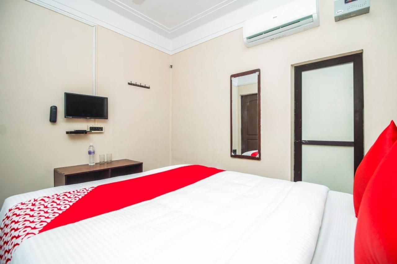Classic AC Room
