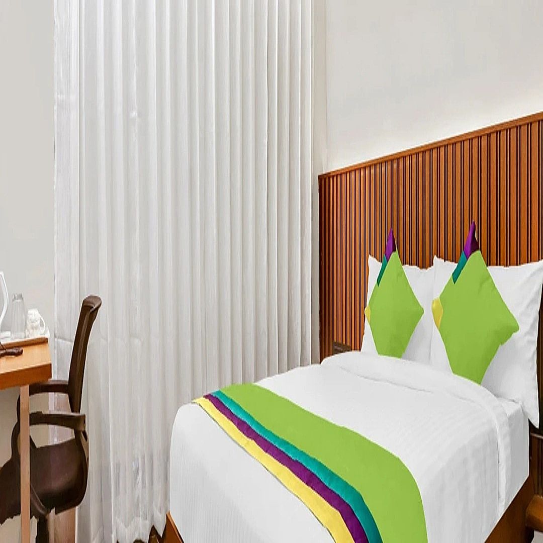 Hotel 5 Elements Twin Room