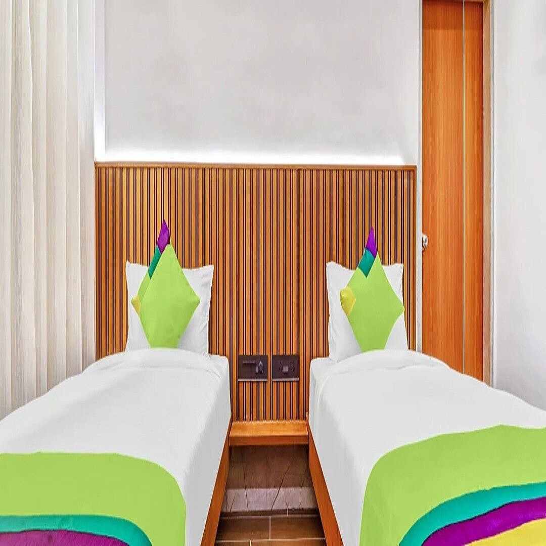 Hotel 5 Elements Twin Room 4
