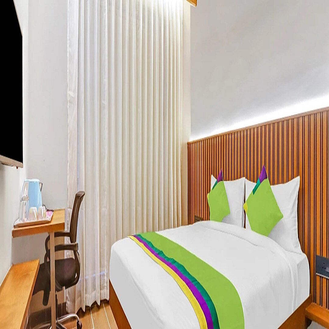 Hotel 5 Elements Twin Room 3