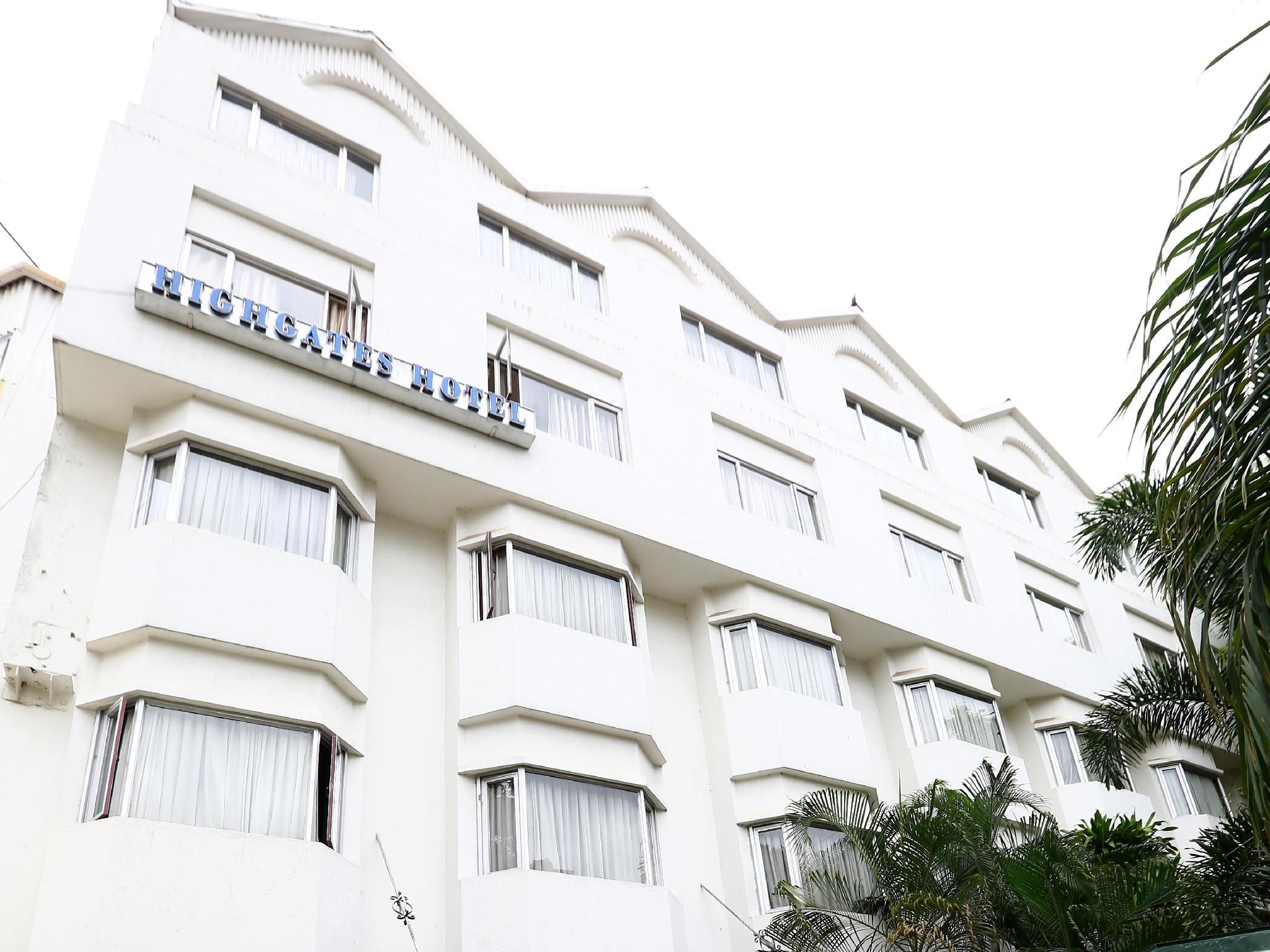 undefined Highgates Hotel 9