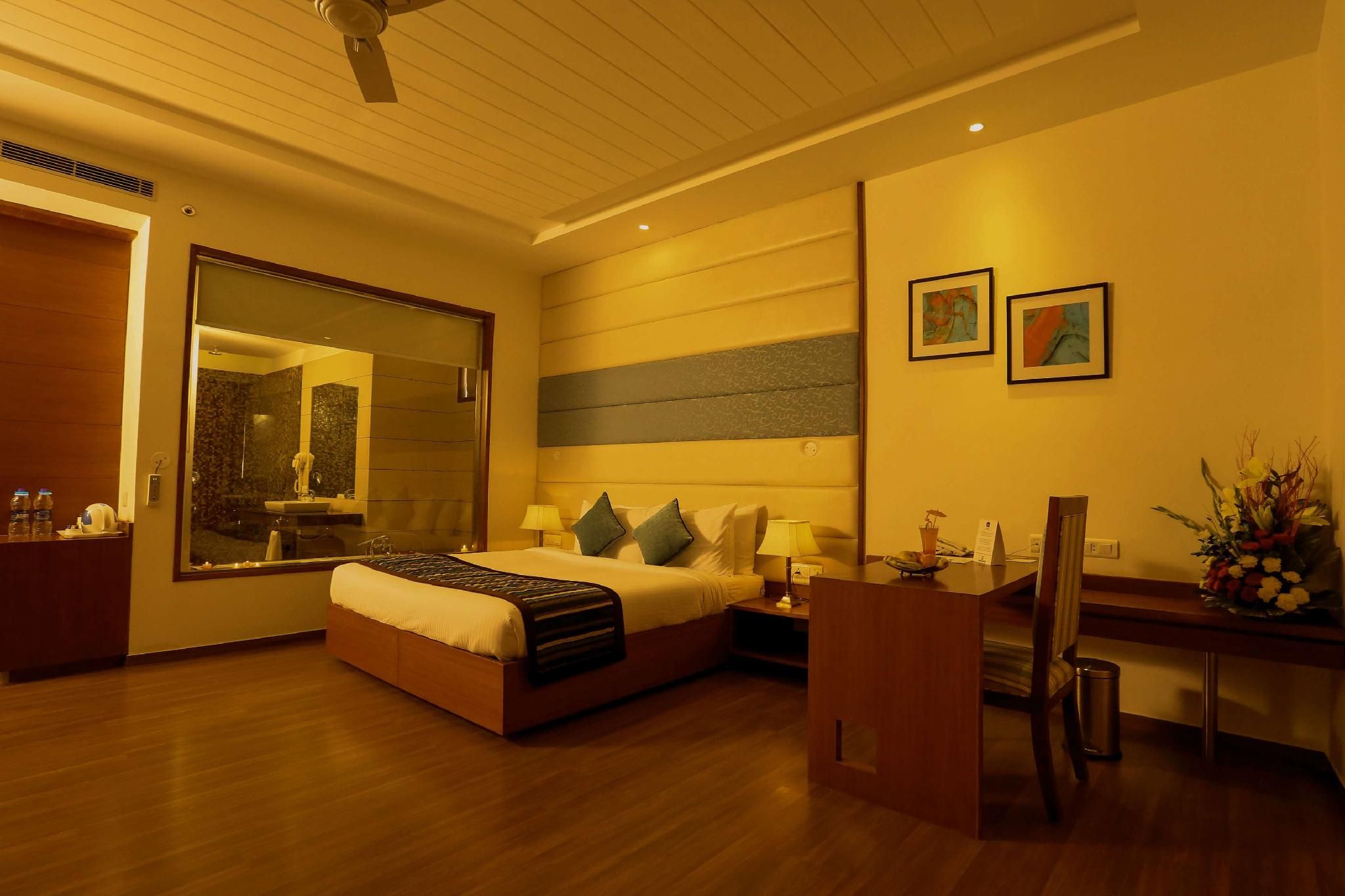 Suite-1 King Bed,Non smoking,Sofabed,Flat Screen Television,Minbar,Coffee Maker,Full Breakfast