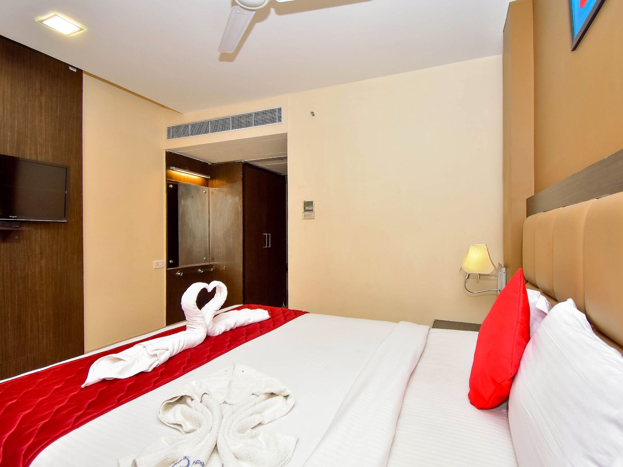 Plaza Hotel Trichy Standard Double Room 3