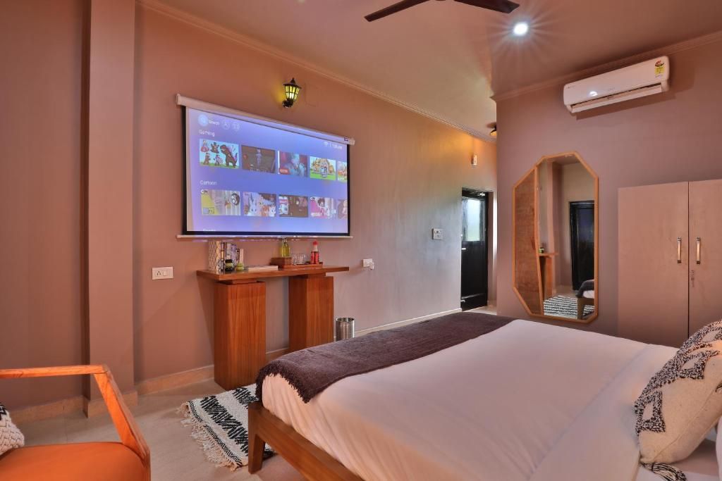 Seclude Palampur  Neelam