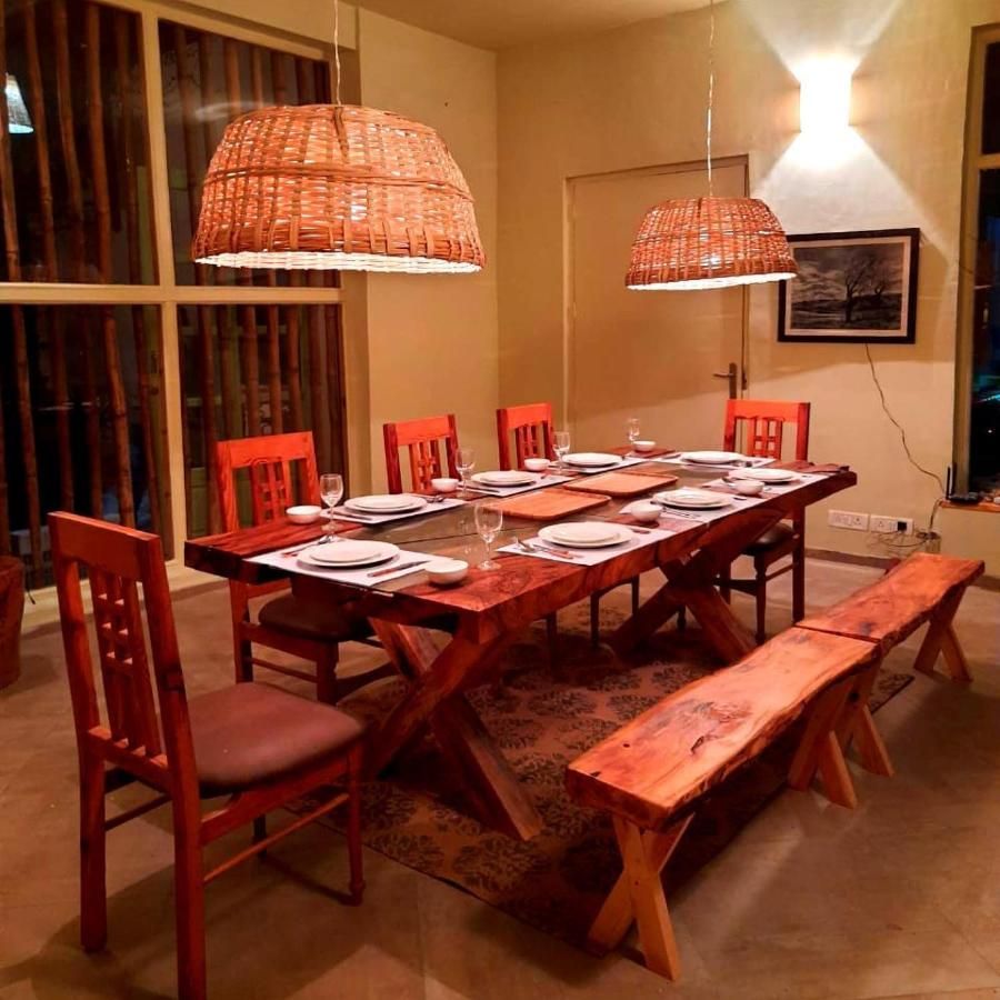 Food & Dining