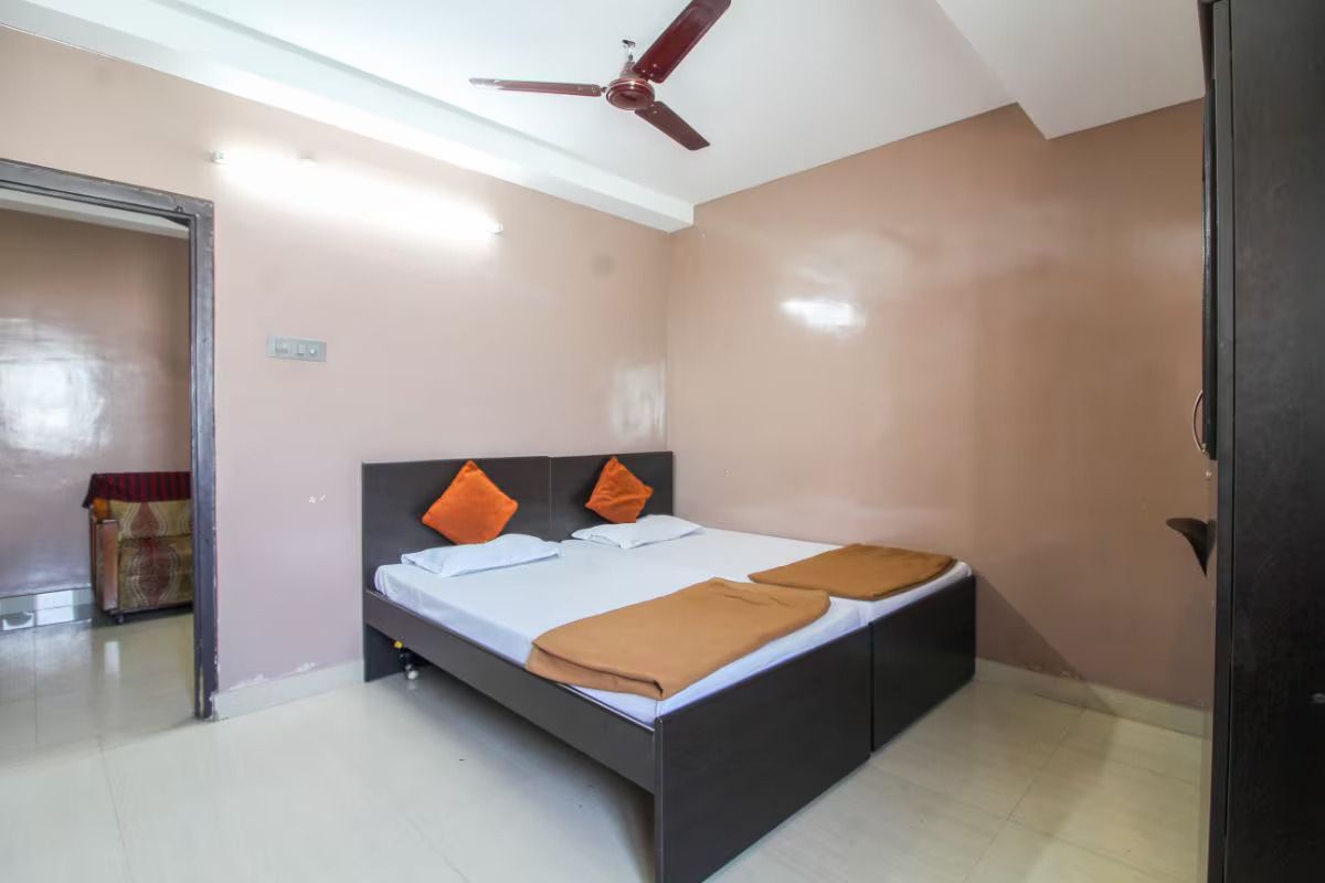 Double Bedded Non AC Room
