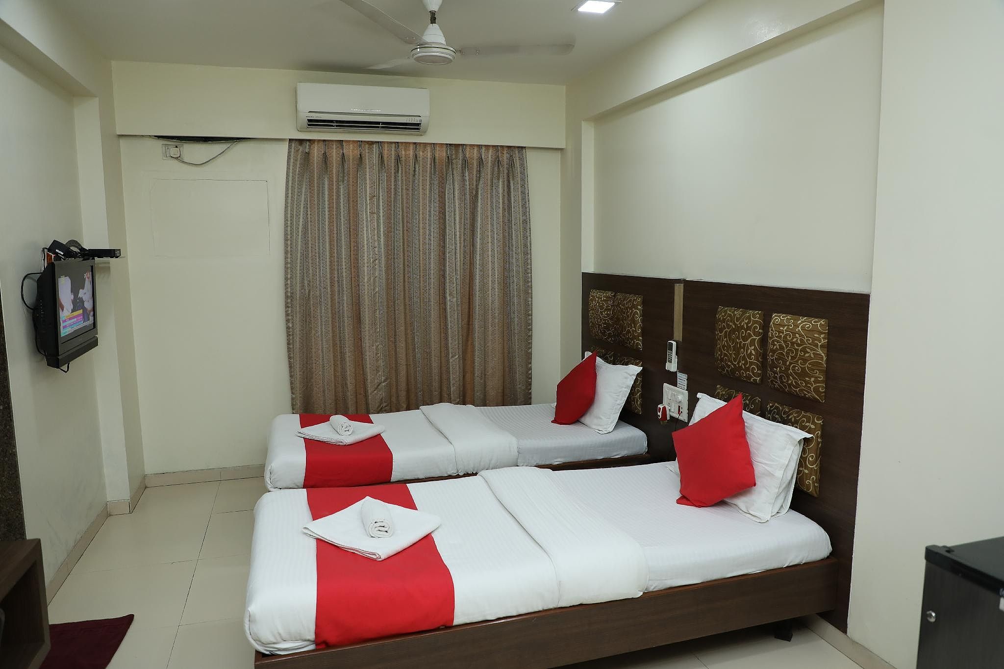 Deluxe Triple Room