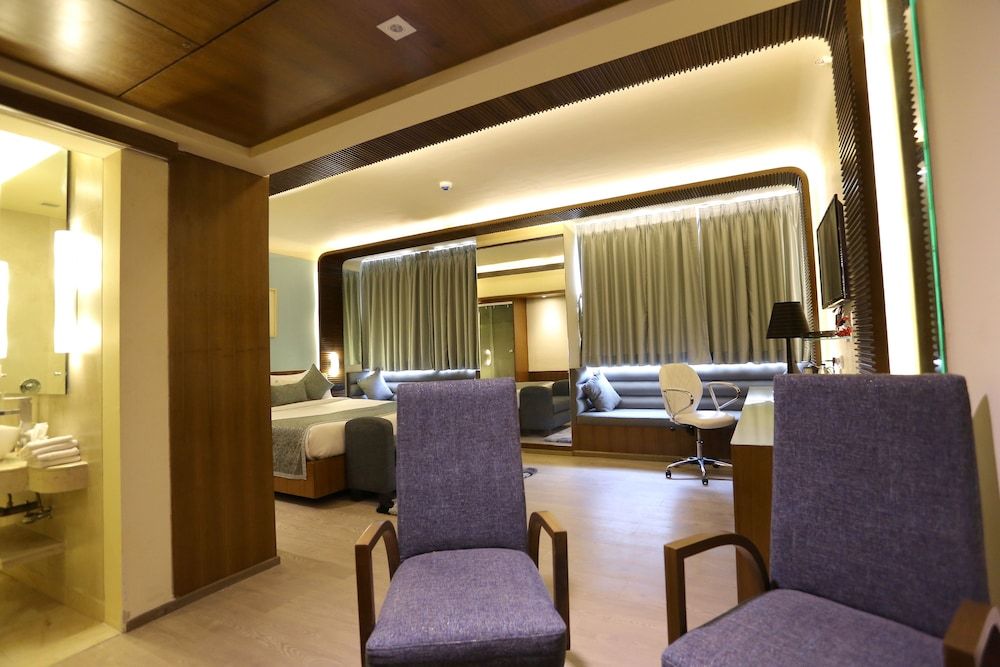 Regenta Orko's Kolkata Standard Room 8