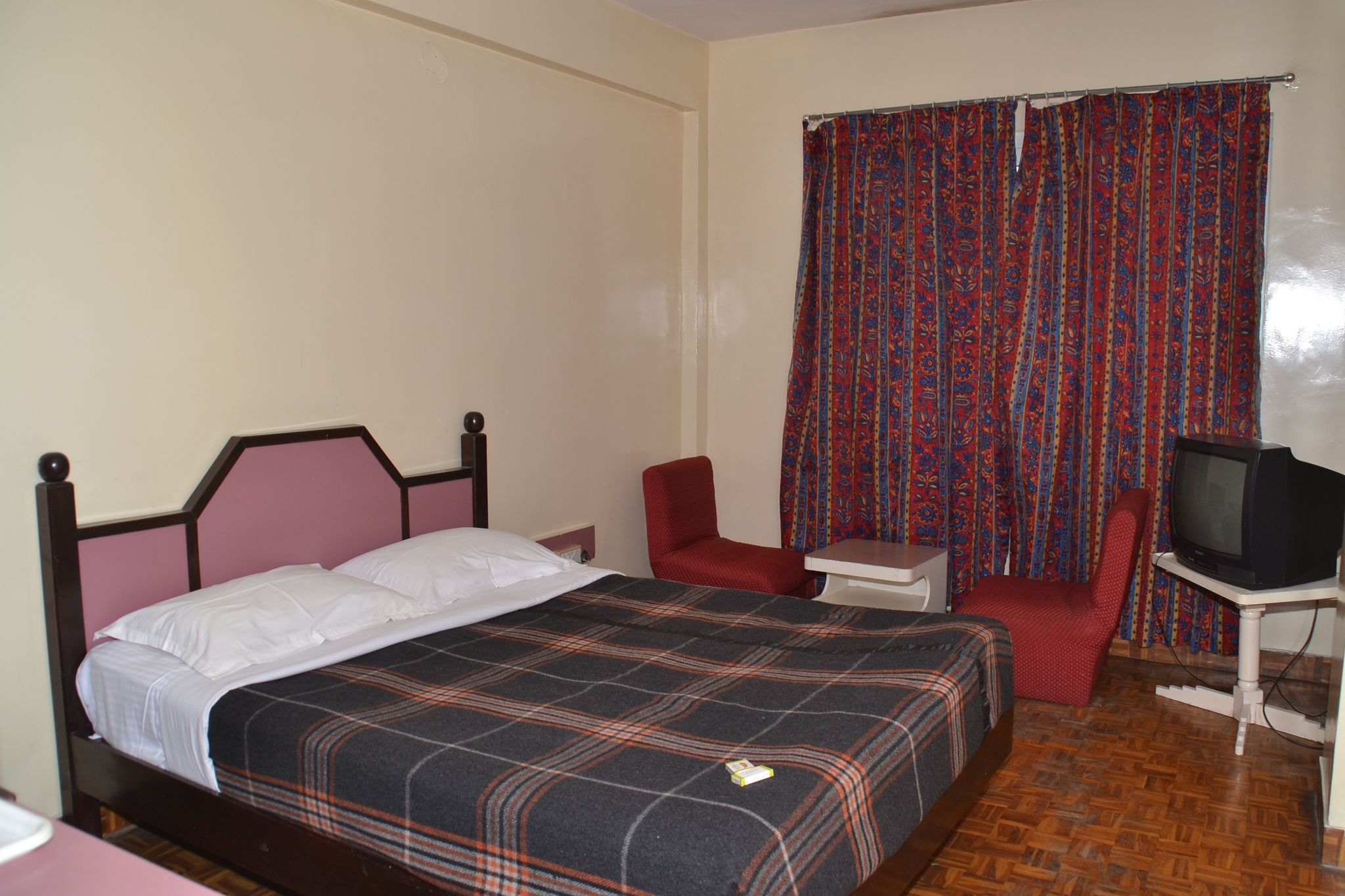 undefined Astoria Hotel 4