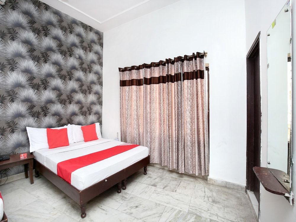 undefined Hotel Ramneek 3