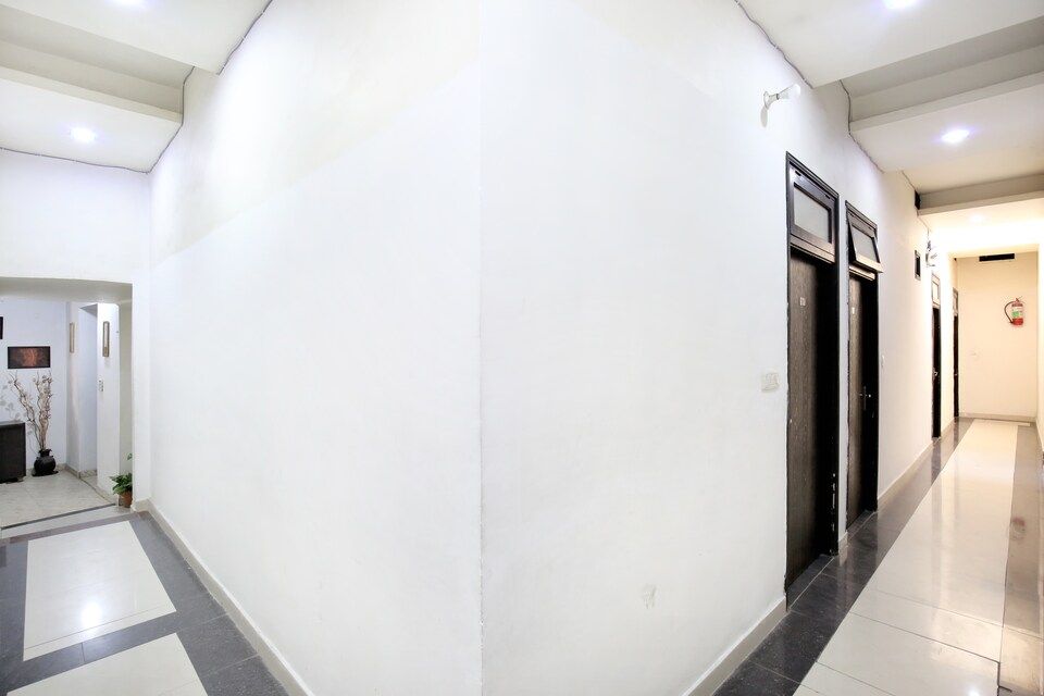 undefined Hotel Ramneek 3