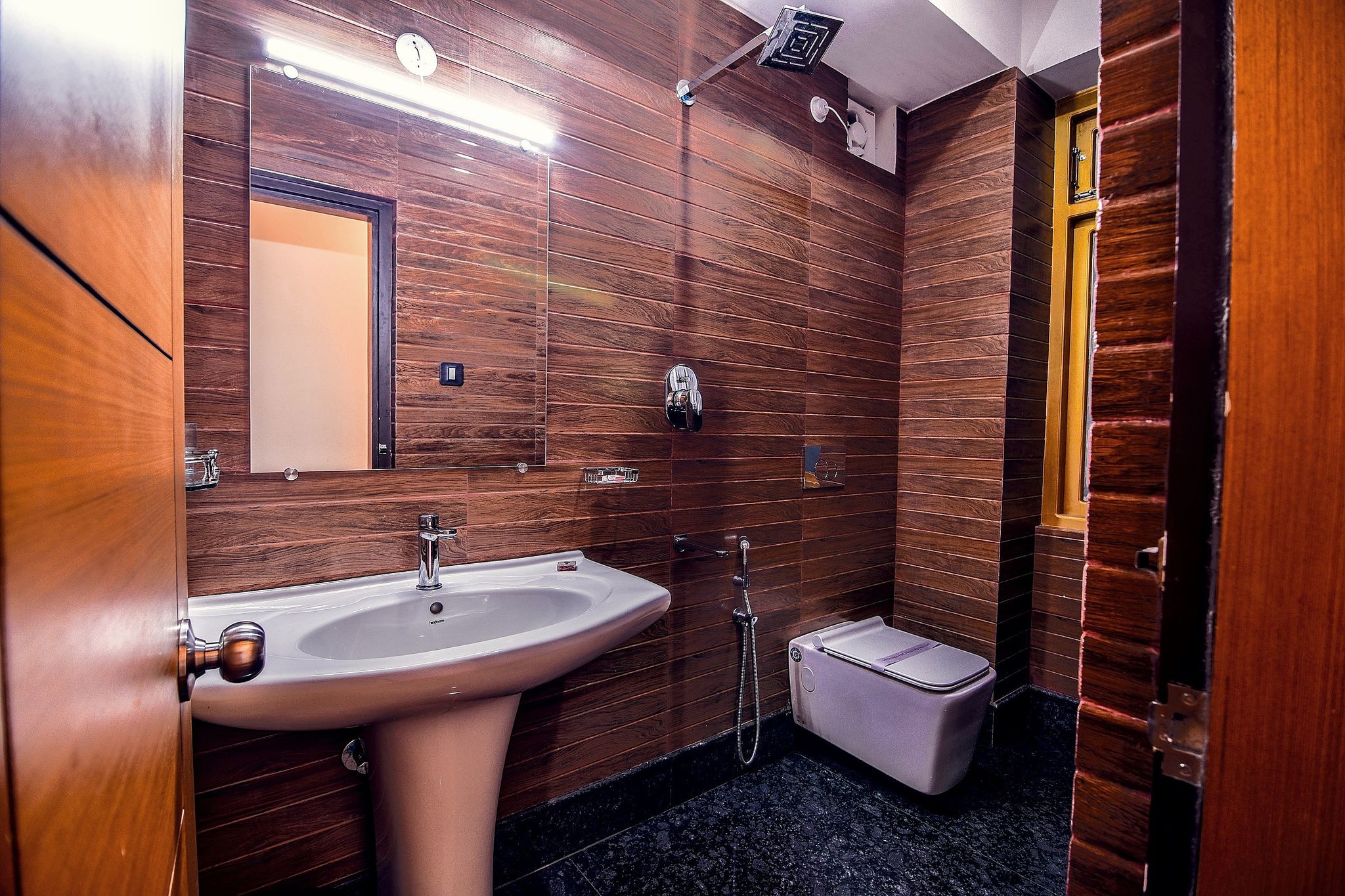 Yangthang Heritage Deluxe Room 5