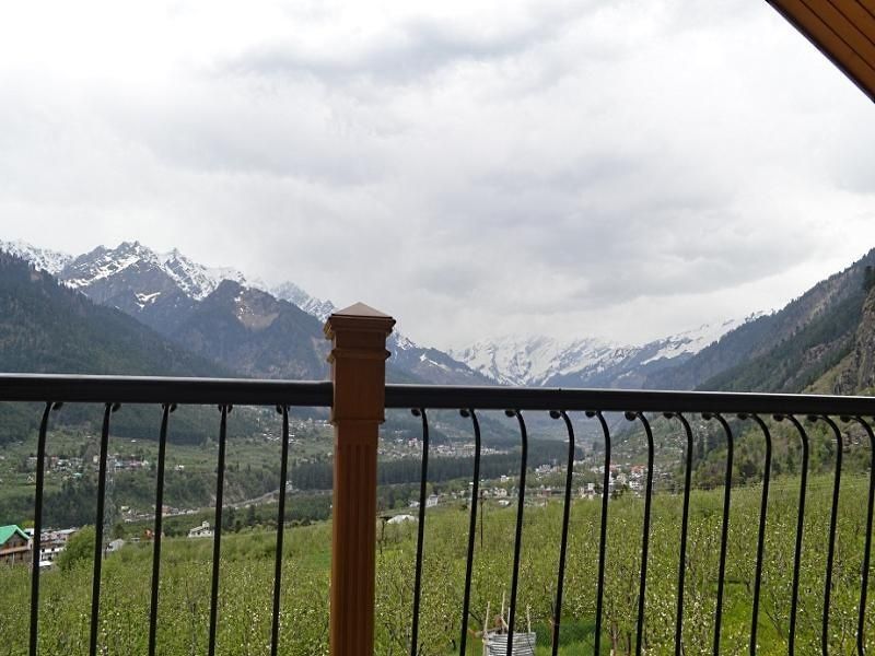 7 Hills Resort