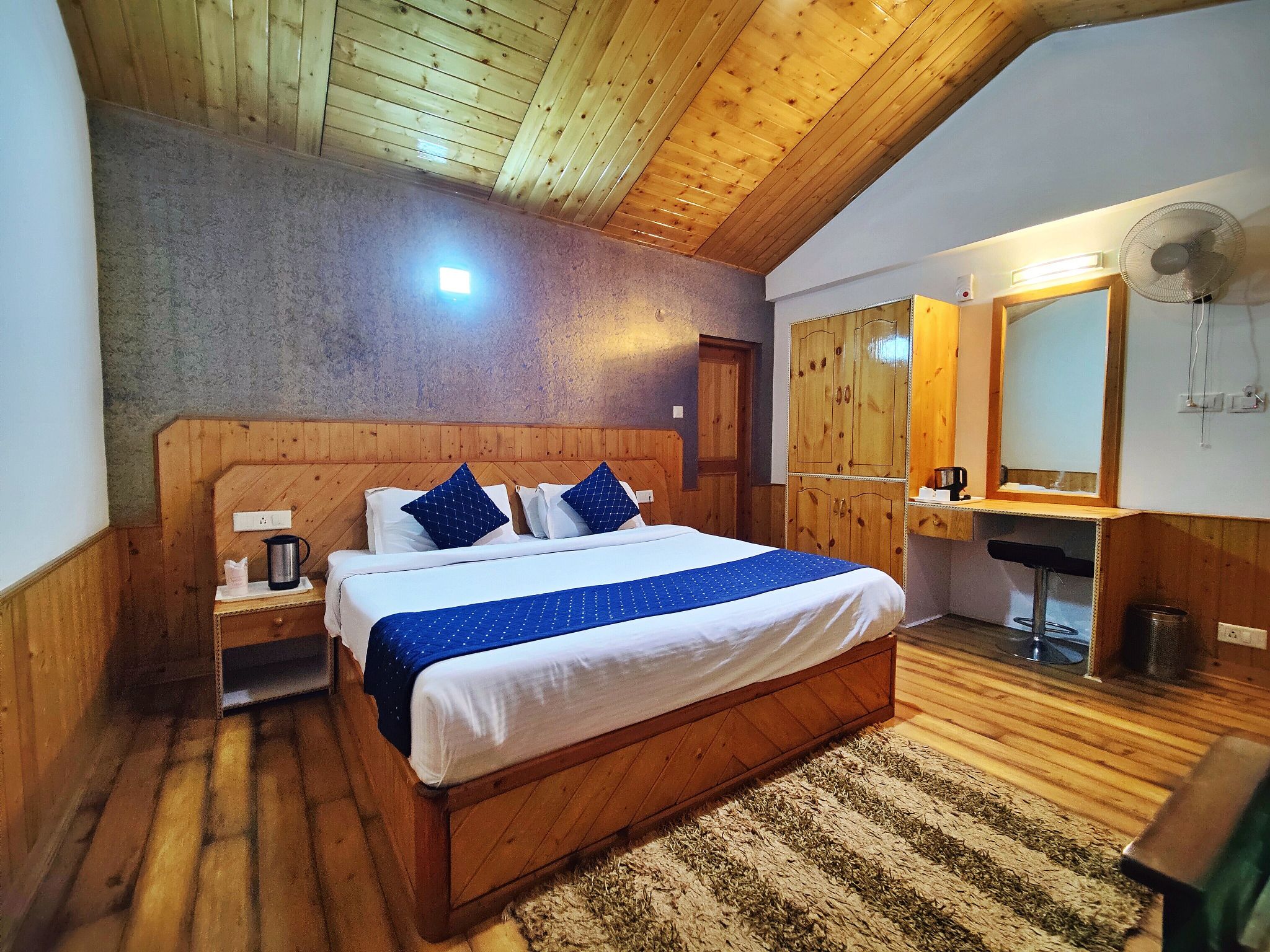 7 Hills Resort