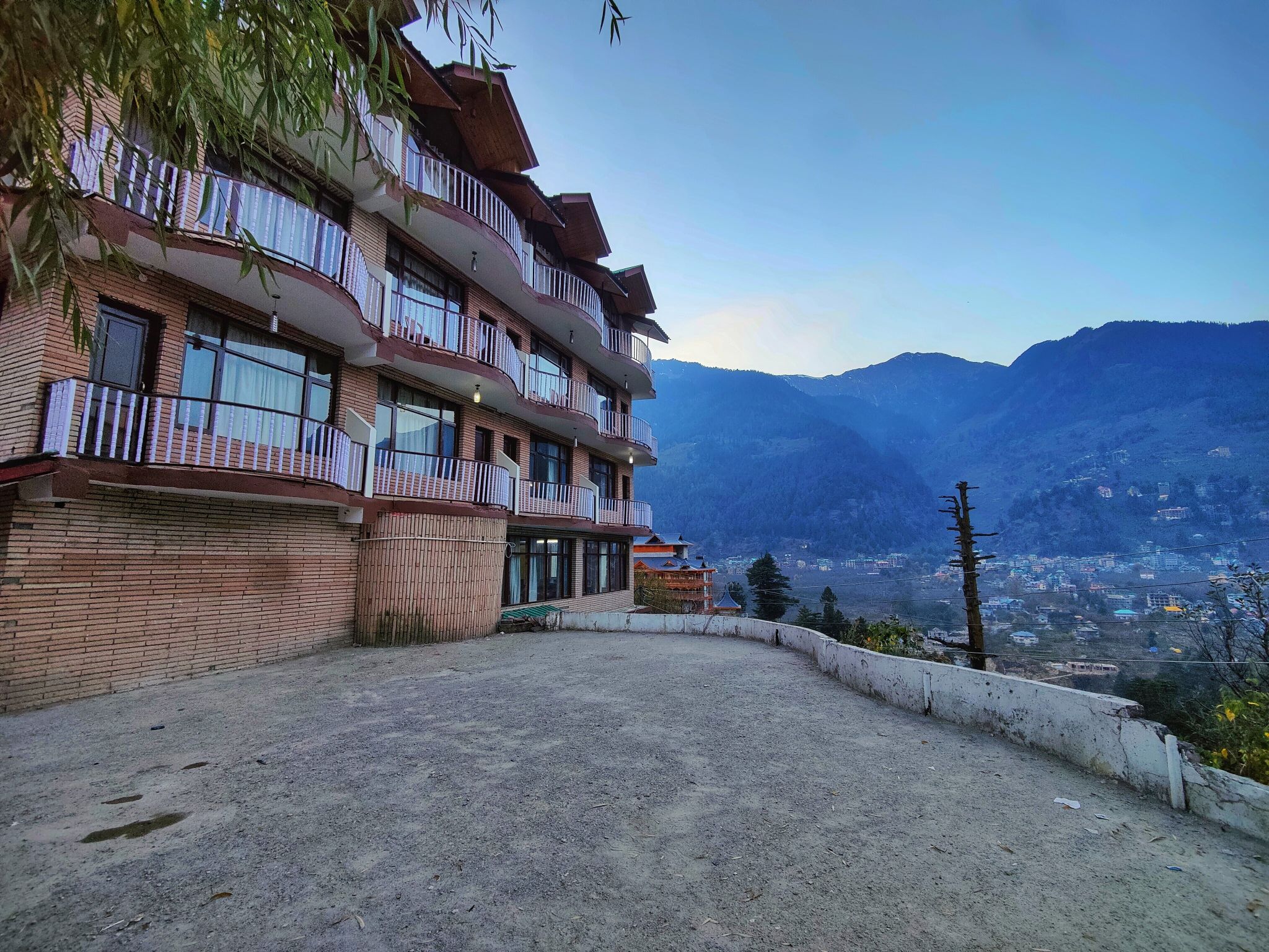 7 Hills Resort