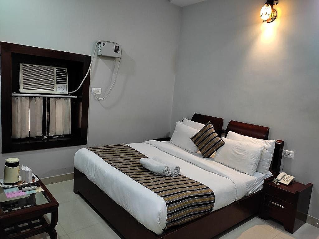 Hotel Krishna ji Standard Room 9