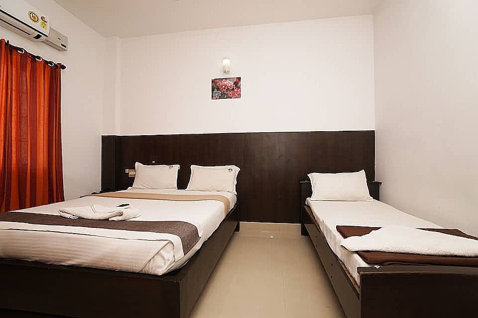 Deluxe Triple Bedroom
