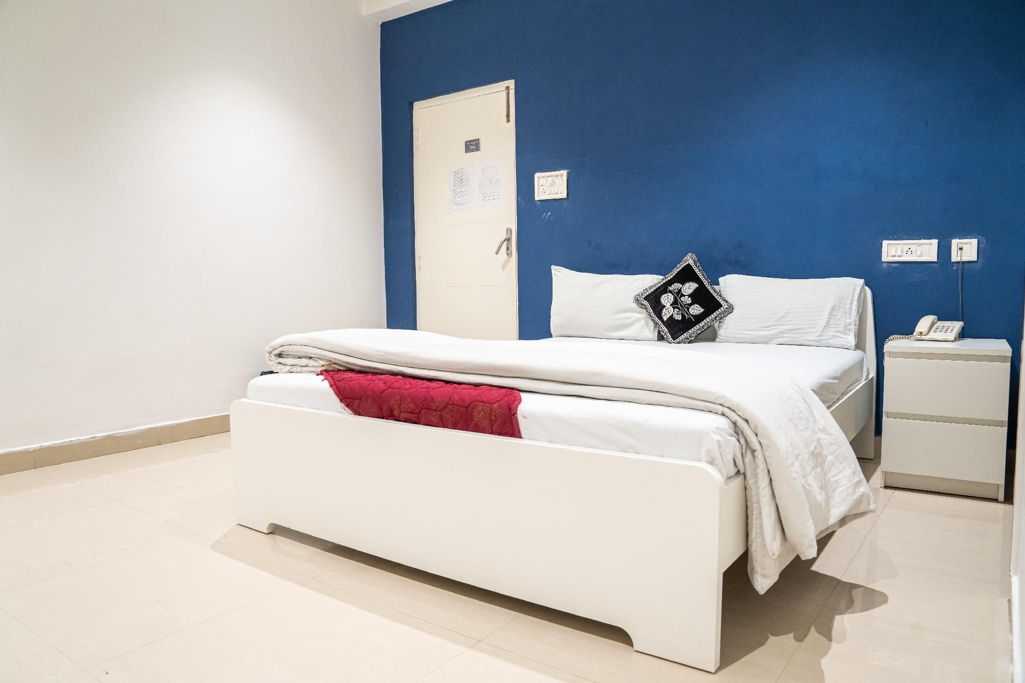 Economy Single Room