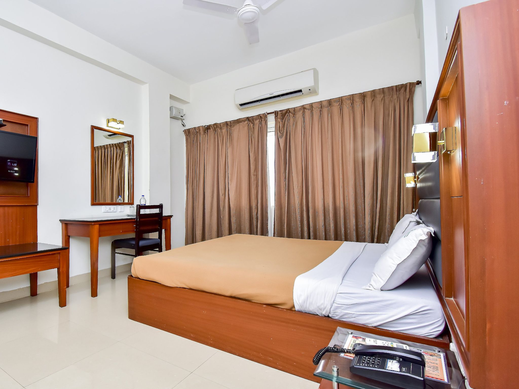 Hotel Royal Chambers Standard Room 4