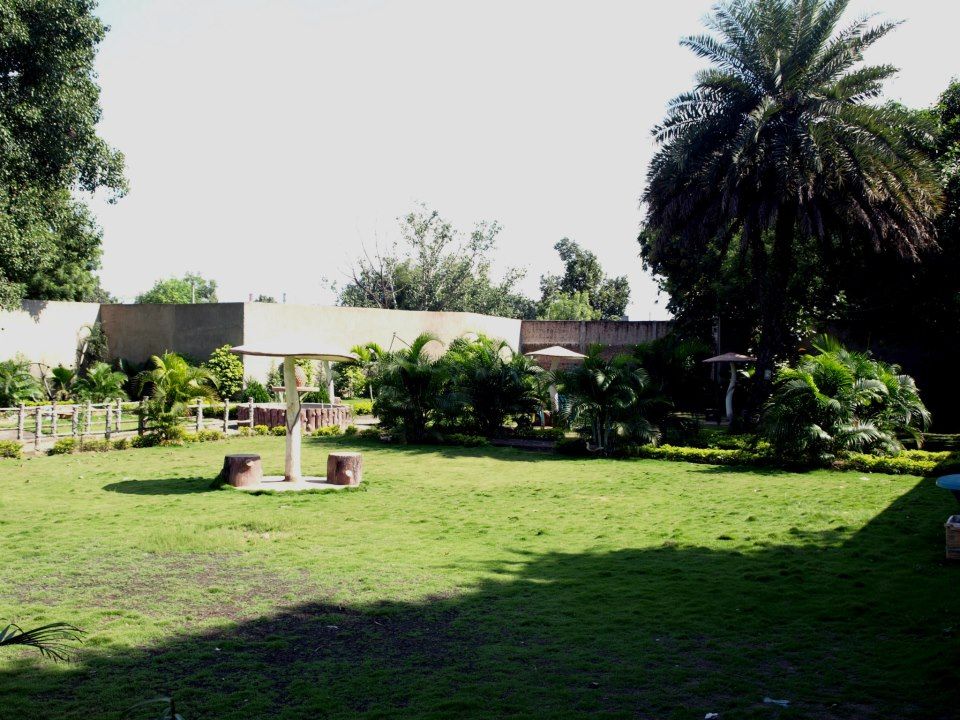 undefined Hotel M N International 7