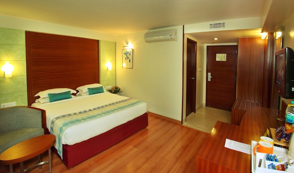 The Horizon Comforts Standard Room, City View 10