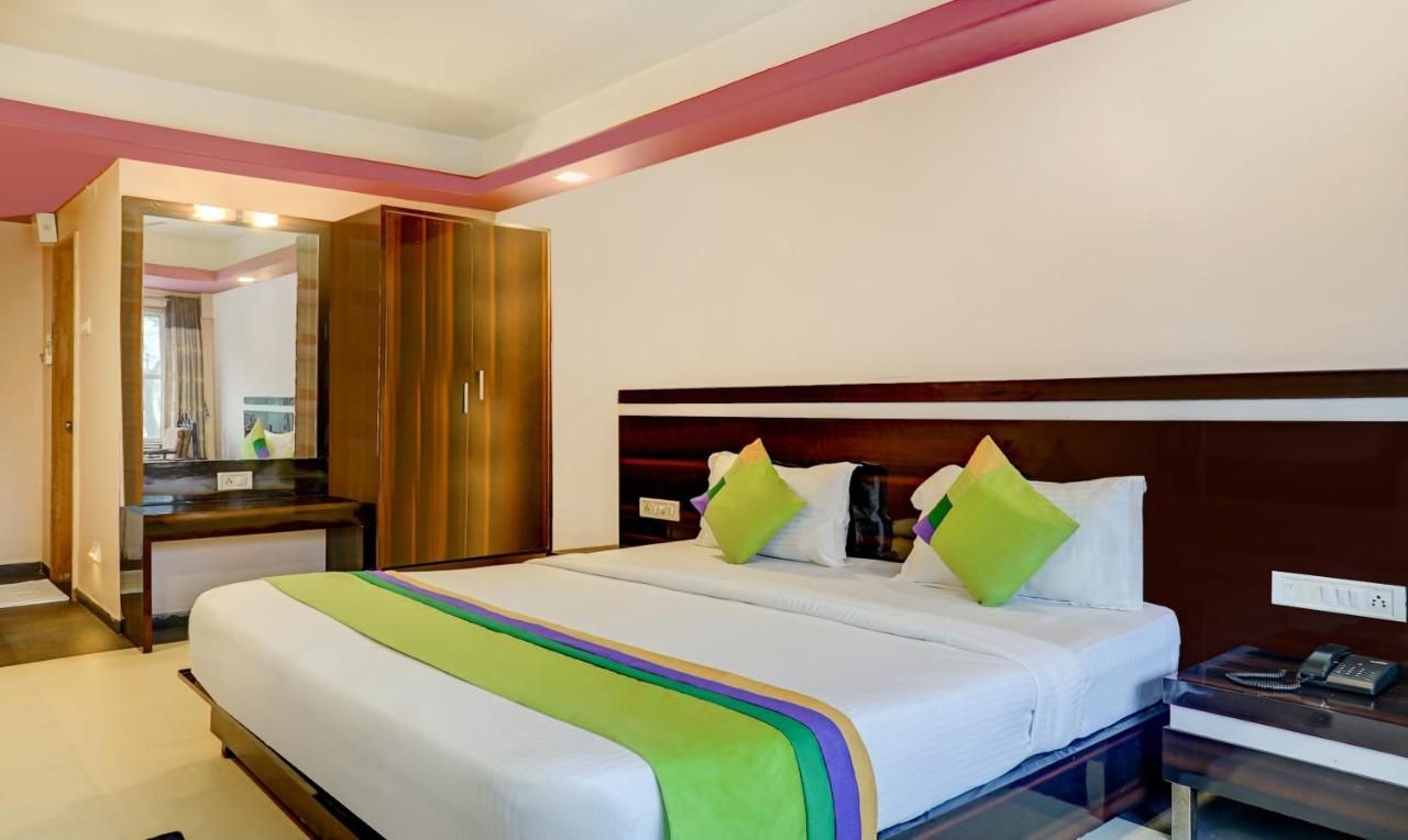 Mountview Resort Super Deluxe AC Room 5