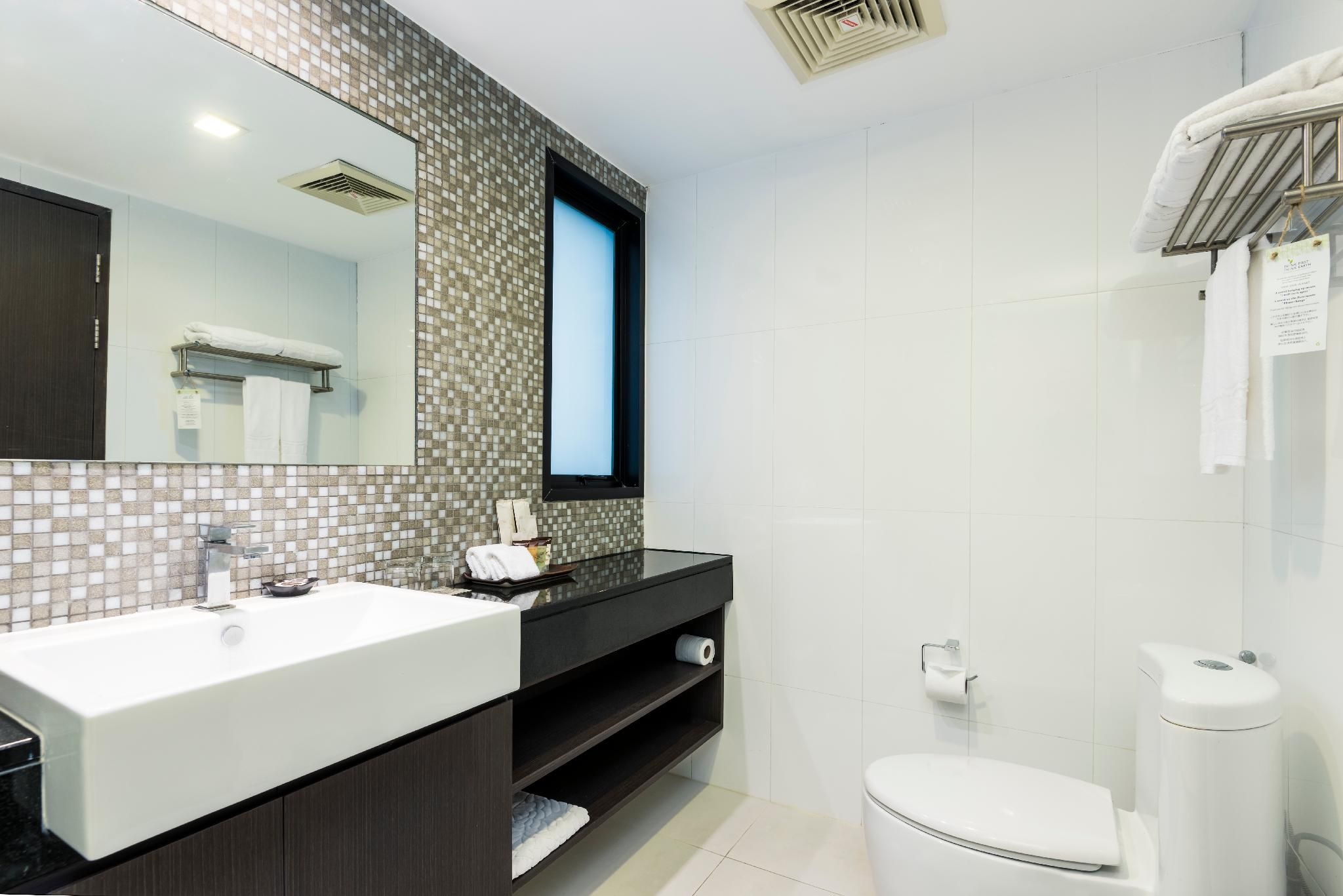 2 Bedroom Suite