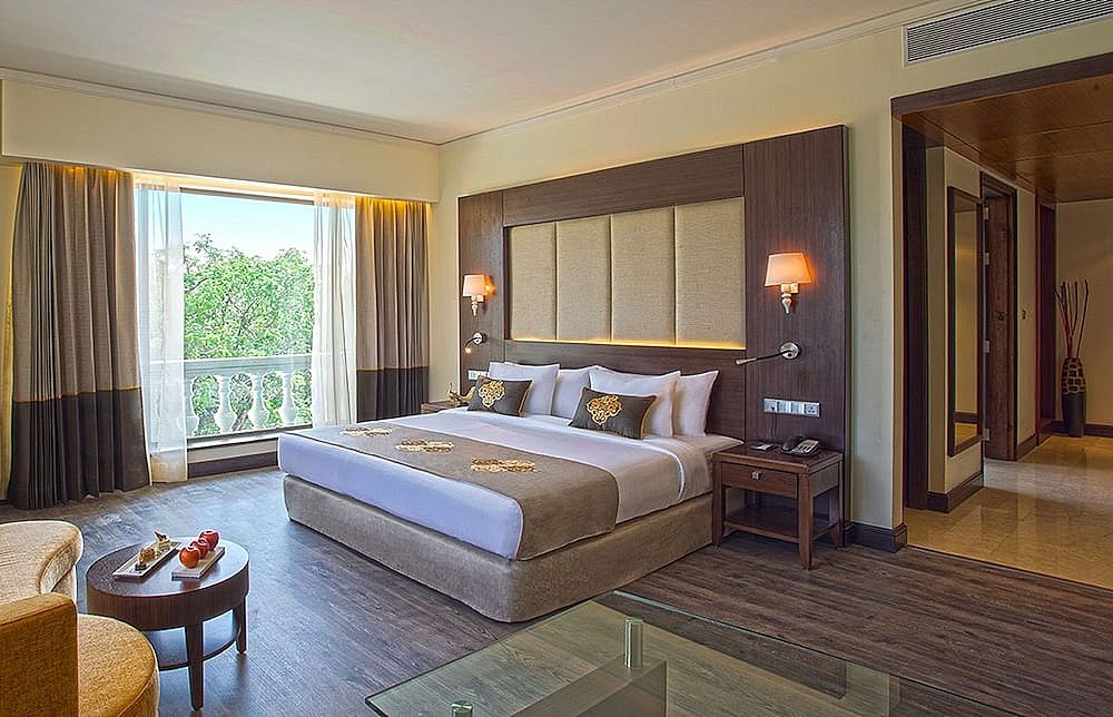 undefined Radisson Blu Plaza Hotel Mysore 5