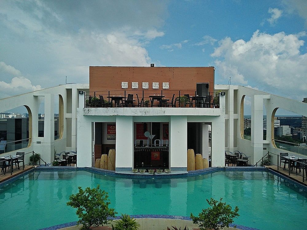 undefined Senses Hotel 6