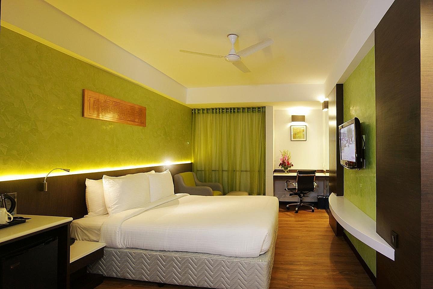 Effotel by Sayaji Indore Deluxe room with Double Bed or Twin Bed 2