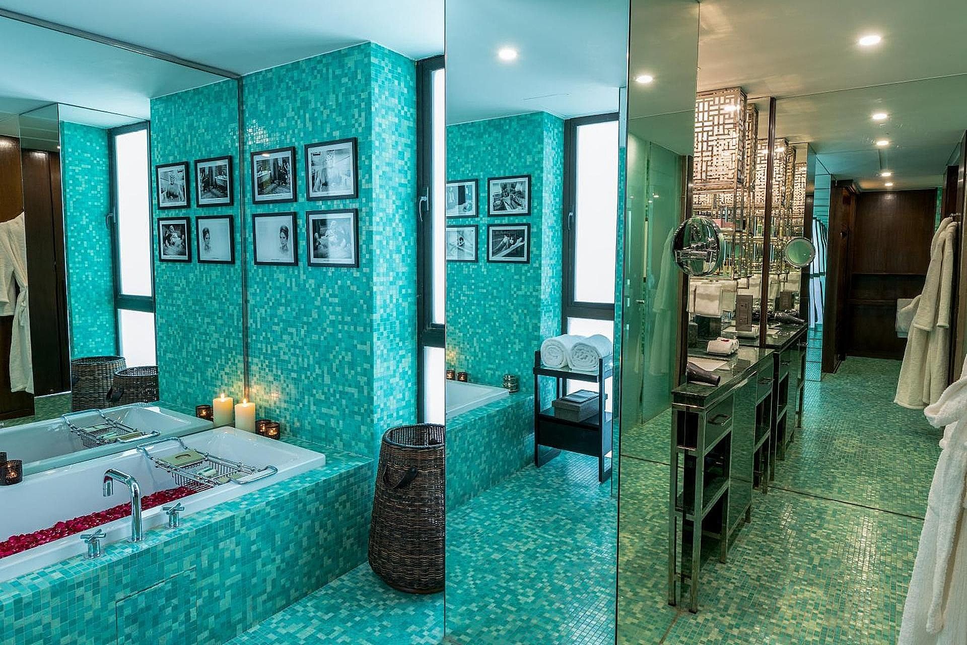 Lodhi Signature Suite with Plunge Pool