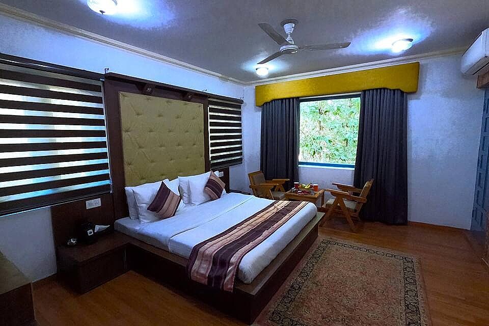 Deluxe Mountain View 