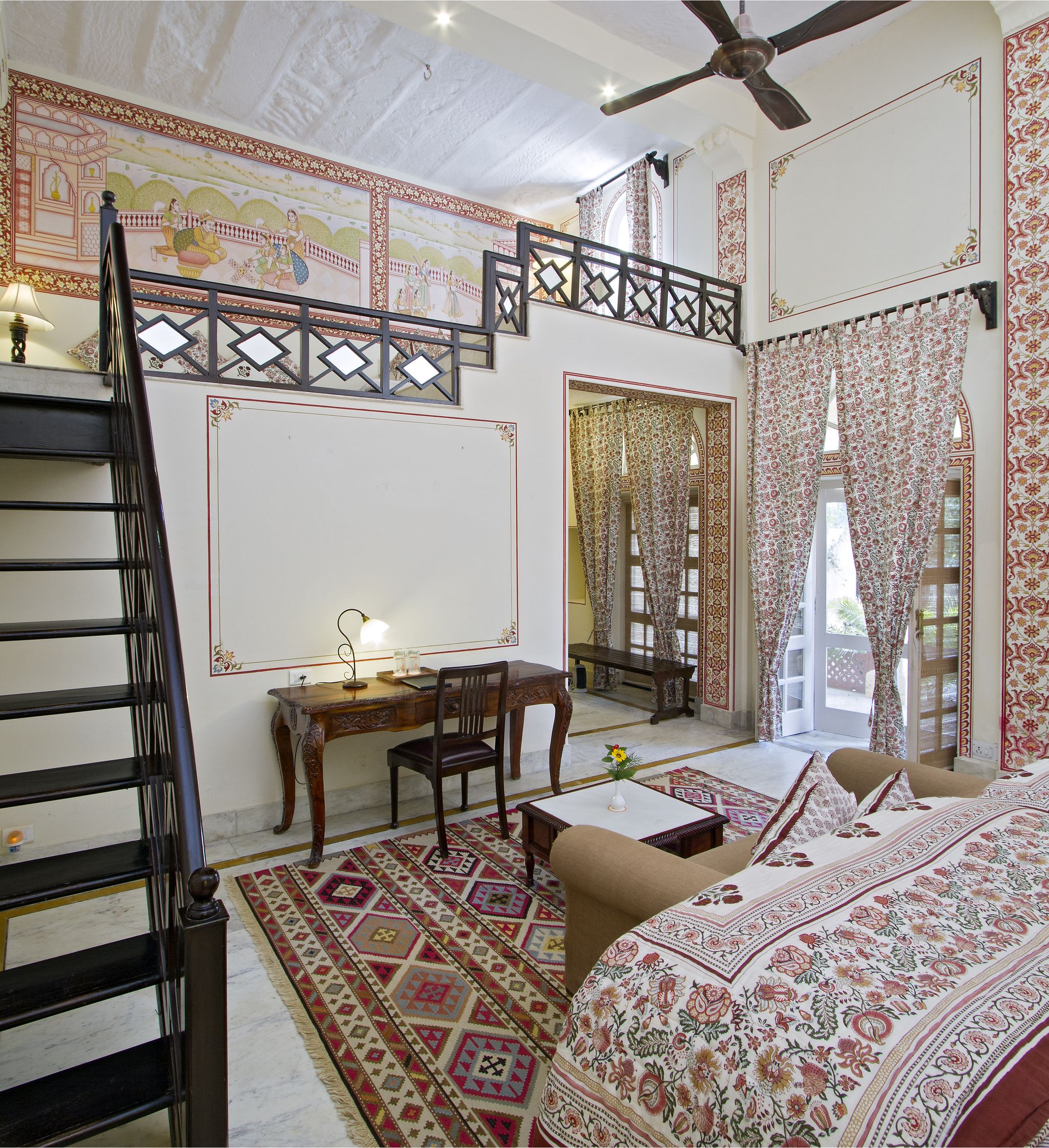 Heritage Suite with Balcony