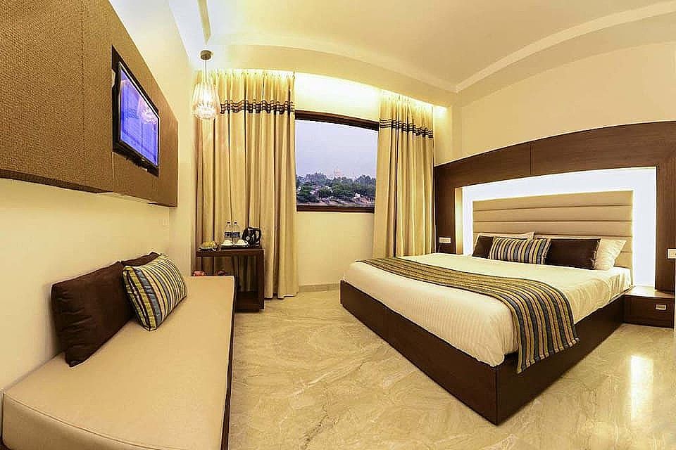 undefined Hotel Alleviate 5