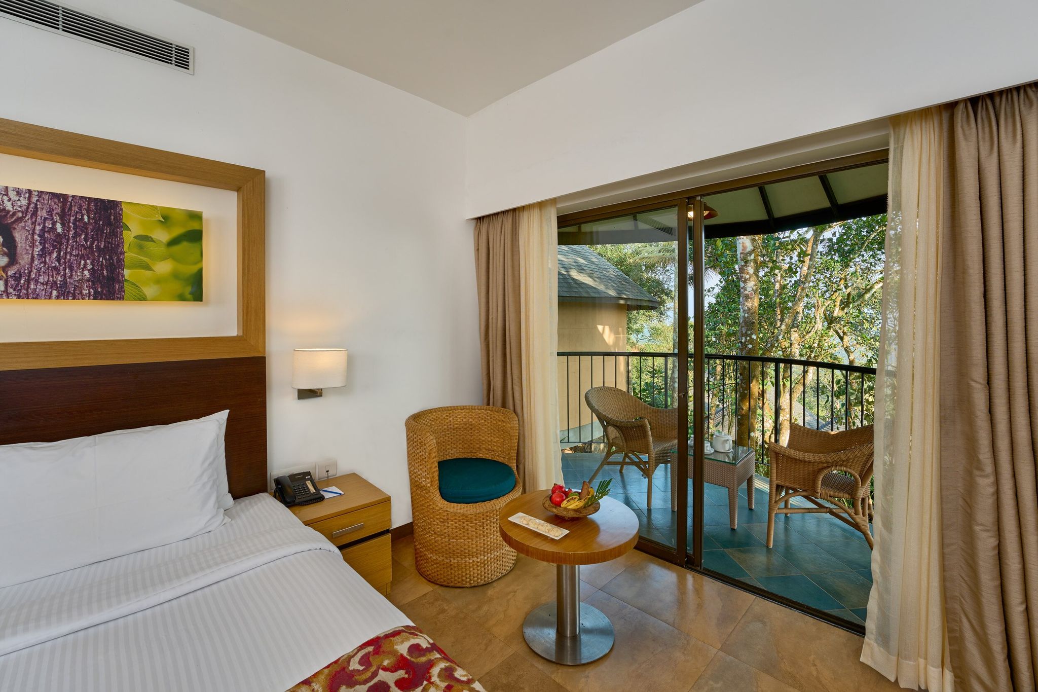 Deluxe Cottage with Balcony
