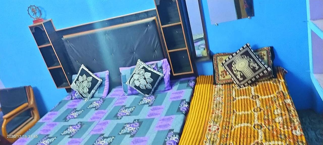 Triple Bed Room
